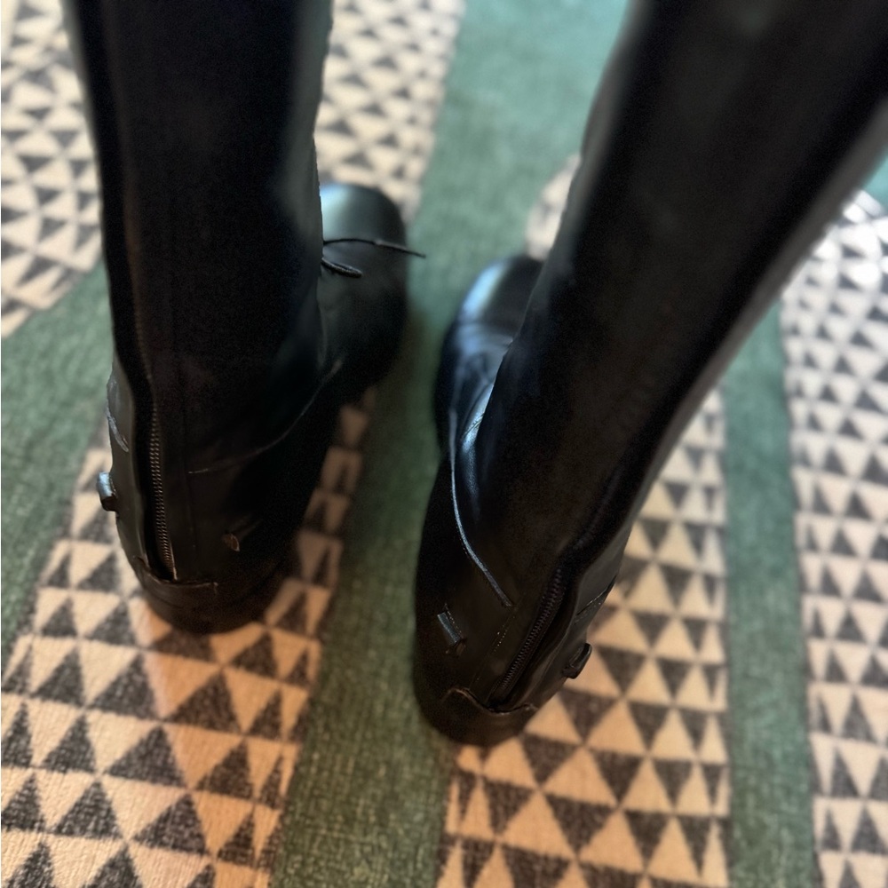 Custom Vogel Tall Equestrian Boots - With Zipper! slim calf - Picture 7 of 16